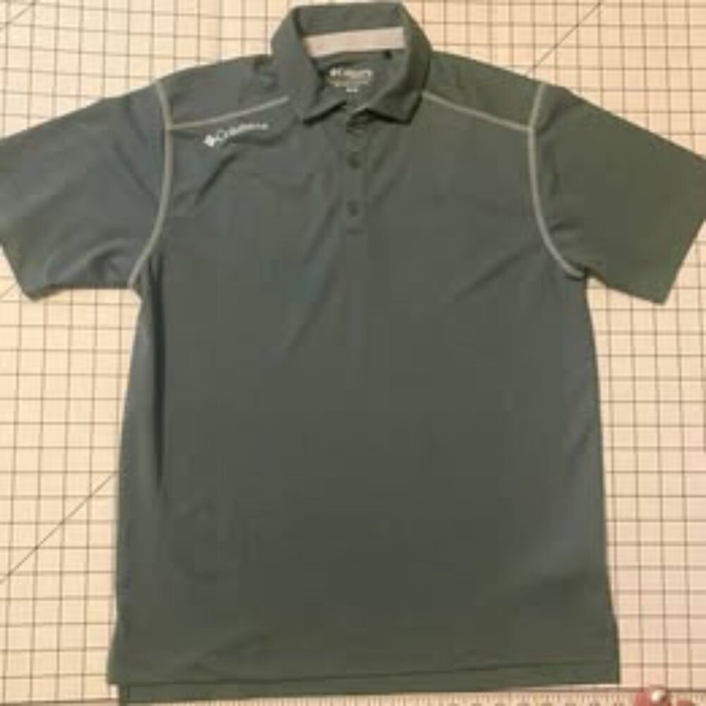 Men’s green Columbia golf shirt, Sz M, excellent condition